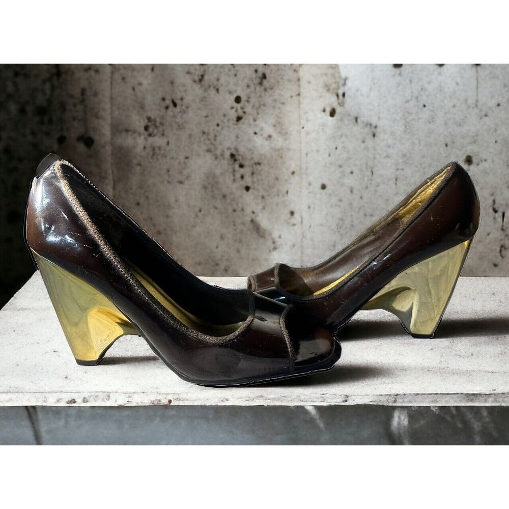 VTG Street Scenes Brown Patent Leather Wedges Gold Heel Size 7 SEE All Pics